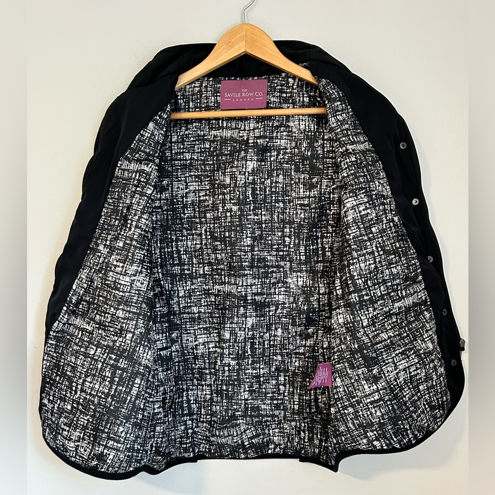NWOT The Savile Row Co. London Black Quilted Vest with Contrast Lining Size - Picture 3 of 4